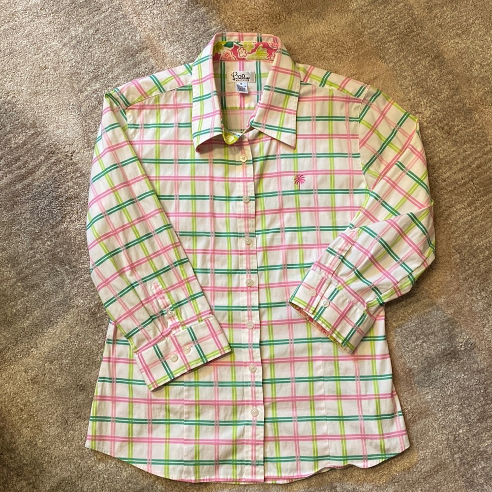 Lilly Pulitzer Plaid Button Down Shirt Size 8 EUC see photos